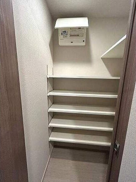 収納