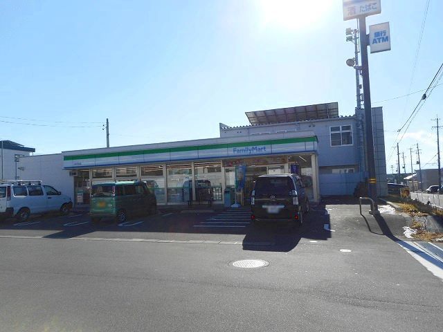 コンビニ　ファミリーマート  松本岡田店（コンビニ）まで1200m