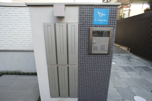 エントランス　オートロック完備