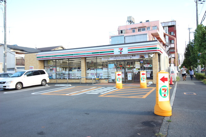 コンビニ　セブンイレブン 川西下加茂1丁目店（コンビニ）まで116m