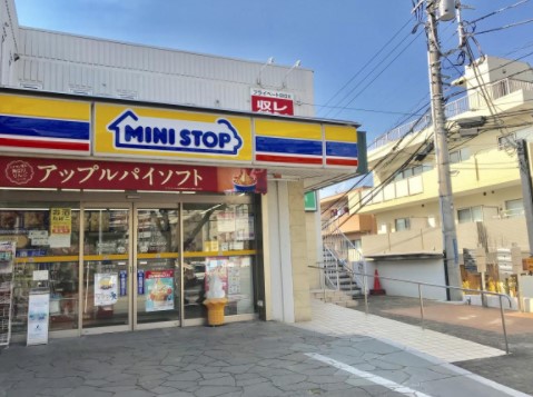 コンビニ　ミニストップ たまプラーザ店（コンビニ）まで458m
