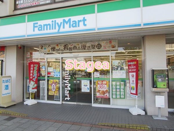 コンビニ　ファミリーマート ロータス蓮田駅前店（コンビニ）まで646m