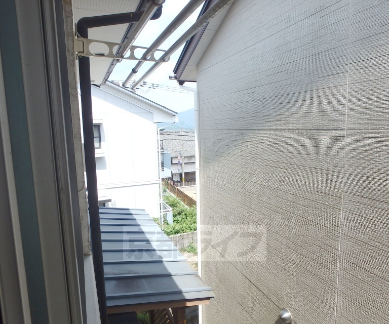 バルコニー　物干し設備完備です。