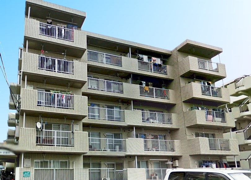 建物外観　しっかりした造りのマンションです。