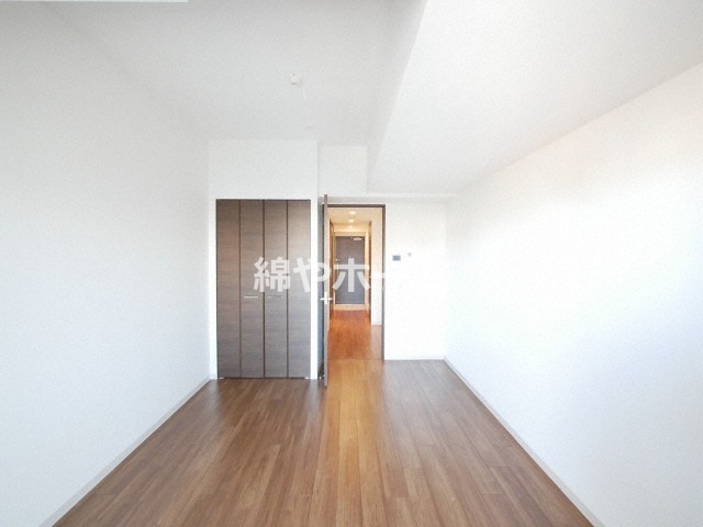 その他部屋・スペース　落ち着いて過ごせるお部屋なので、寝室にいかがでしょうか