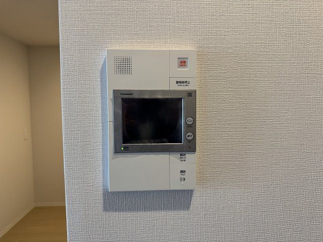 セキュリティ　写真は同タイプ住居です。