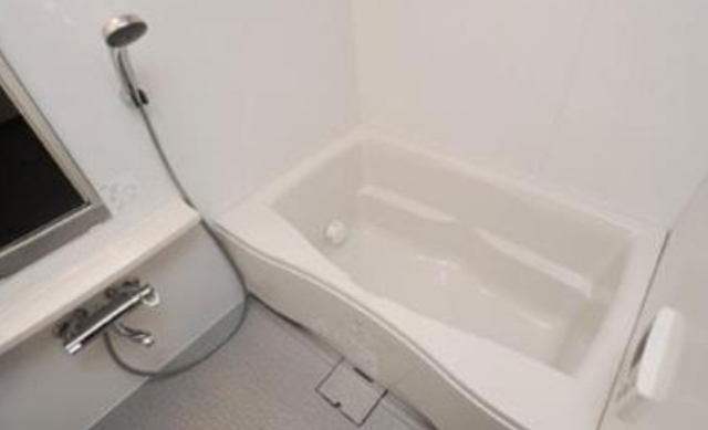 バス・シャワールーム　別部屋の写真です