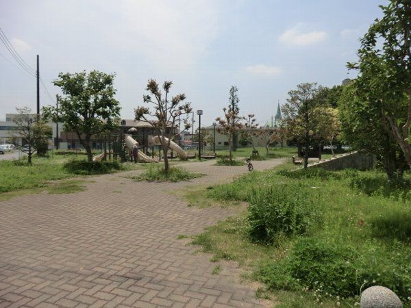 公園　そよ風公園（公園）まで554m