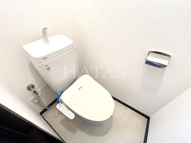 トイレ　同物件別部屋です。