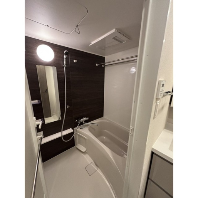 バス・シャワールーム　別部屋参考写真