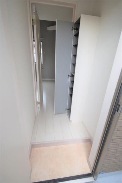 玄関　同建物別部屋参考