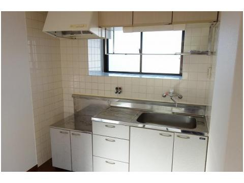 キッチン　写真は同マンション別部屋