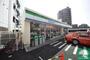 コンビニ　ファミリーマート（コンビニ）まで100m
