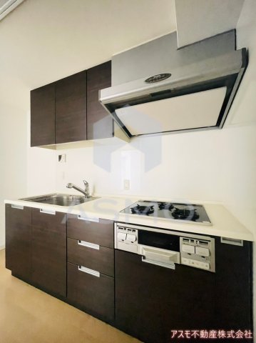 キッチン　※建物内別間取参考写真