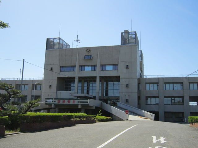 役所　西尾市役所一色支所（役所）まで1000m