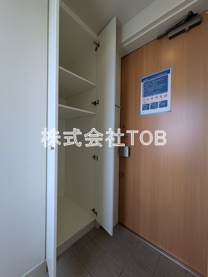 その他設備　玄関収納※別号室参考写真※