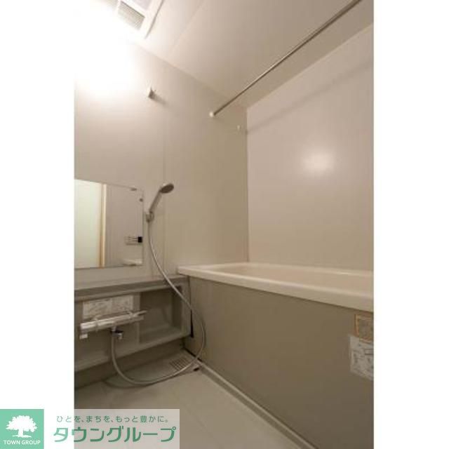 バス・シャワールーム　※写真は同タイプ住戸です。