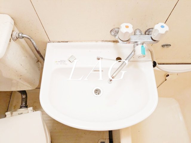 洗面設備　洗面台です。