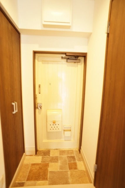 玄関　★前回募集時の写真です