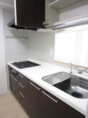 キッチン　写真は同タイプ住居です。