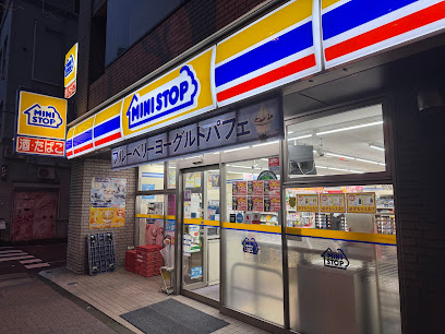 コンビニ　ミニストップ 岩本町2丁目店（コンビニ）まで103m