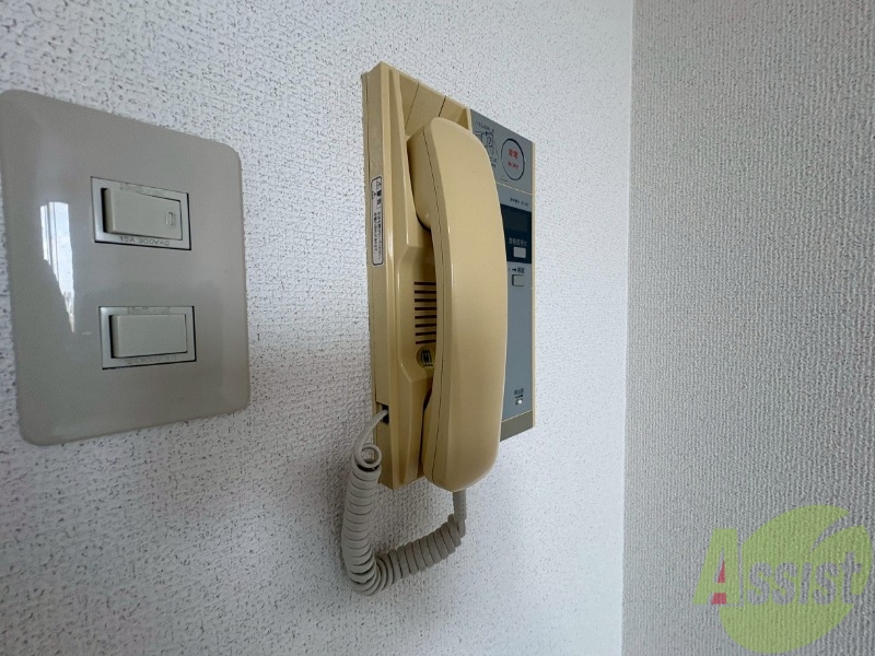 セキュリティ　インターホンは通話ができるので急な訪問があっても安心です。