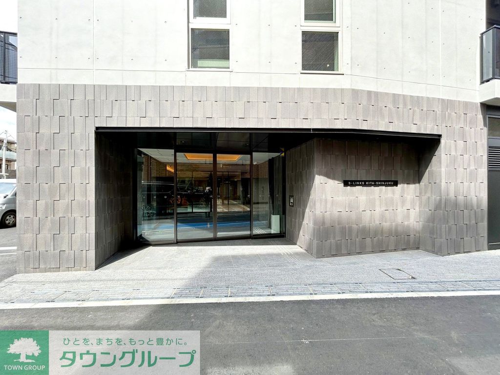 エントランス　部屋探しは株式会社　タウンハウジング　までお気軽にお問合せ…