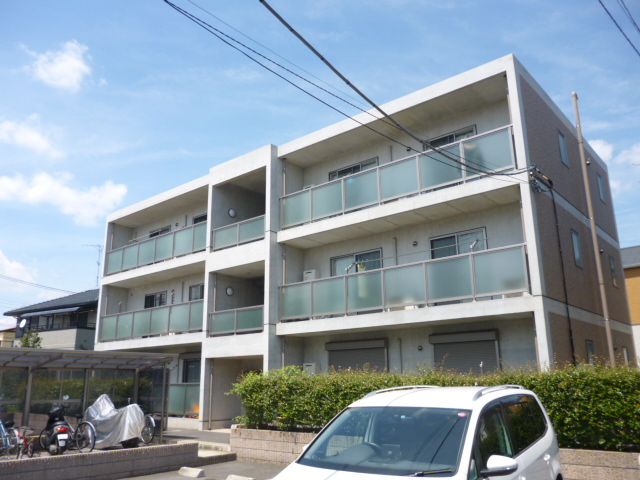 建物外観　陽当たり良好　オール洋室2ＬＤＫ