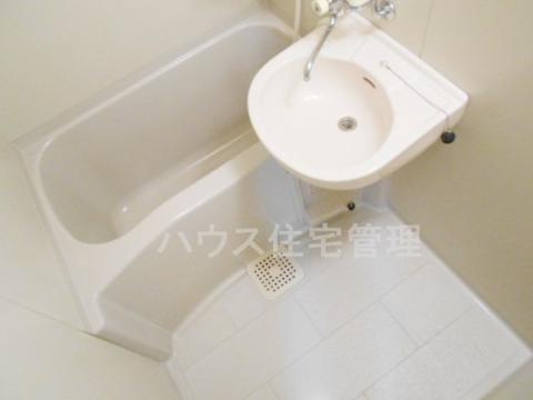バス・シャワールーム　バス