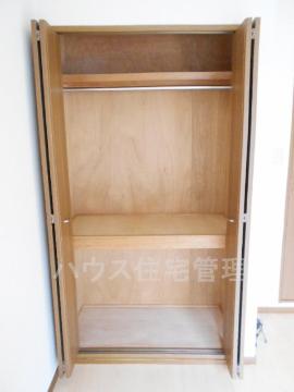 収納　クローゼット