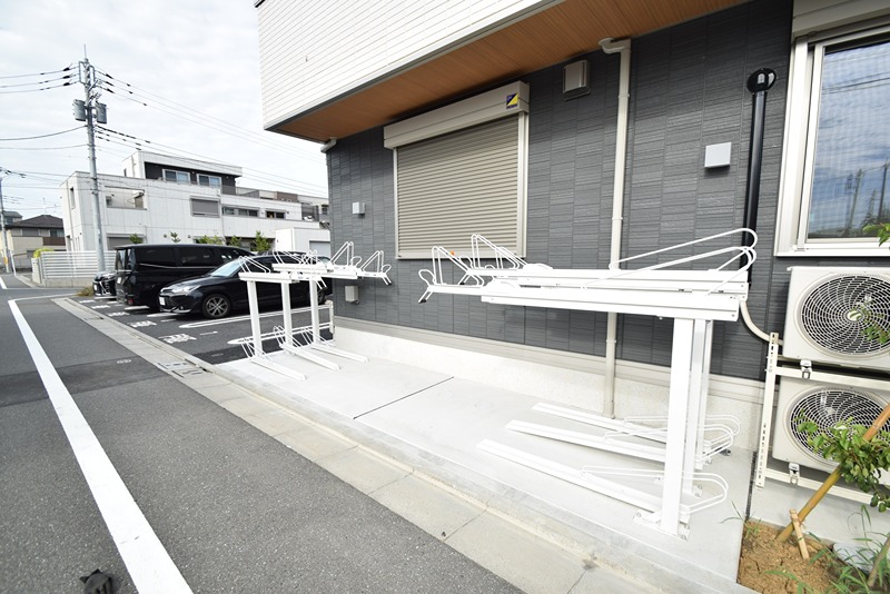 駐車場　駐輪場