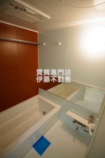 バス・シャワールーム　追い焚き機能付給湯設備
