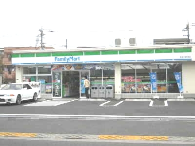 コンビニ　ファミリーマート京成小岩駅西店（コンビニ）まで78m