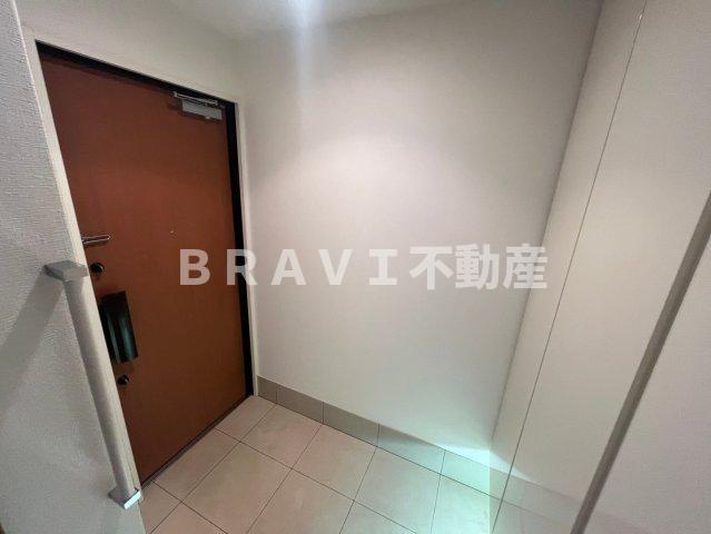 玄関　収納もある玄関です