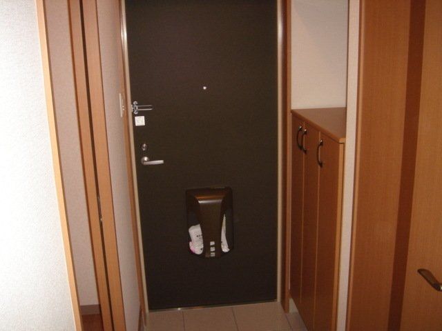 玄関　物件画像
