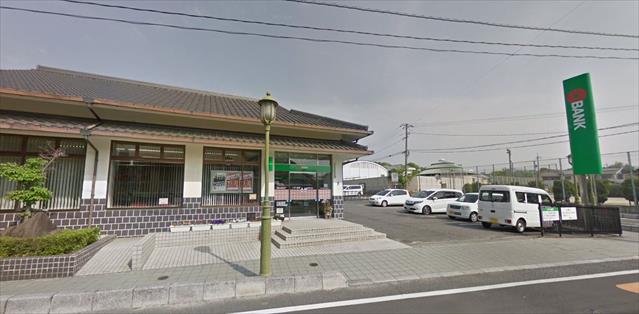 銀行　（株）トマト銀行／早島支店（銀行）まで690m
