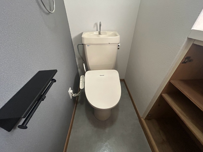 トイレ　１０２号室の写真