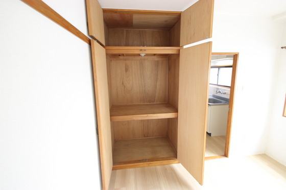 収納　※別部屋の写真です