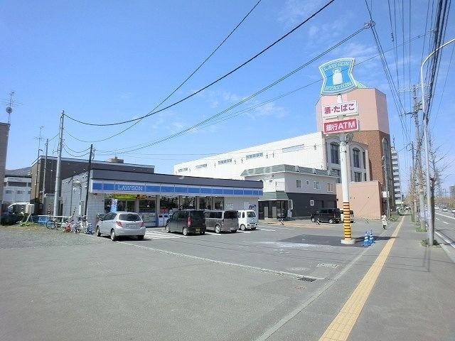 コンビニ　ローソン　札幌手稲区役所前店（コンビニ）まで700m