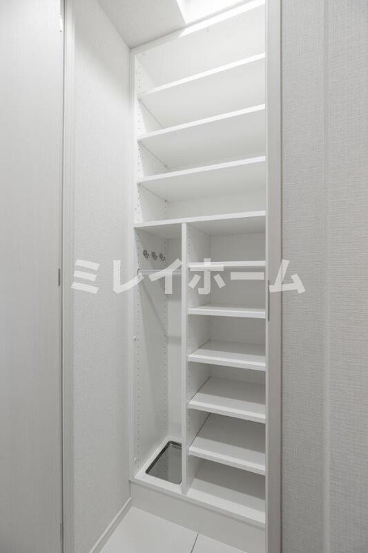 アーバンコア旗の台の玄関写真