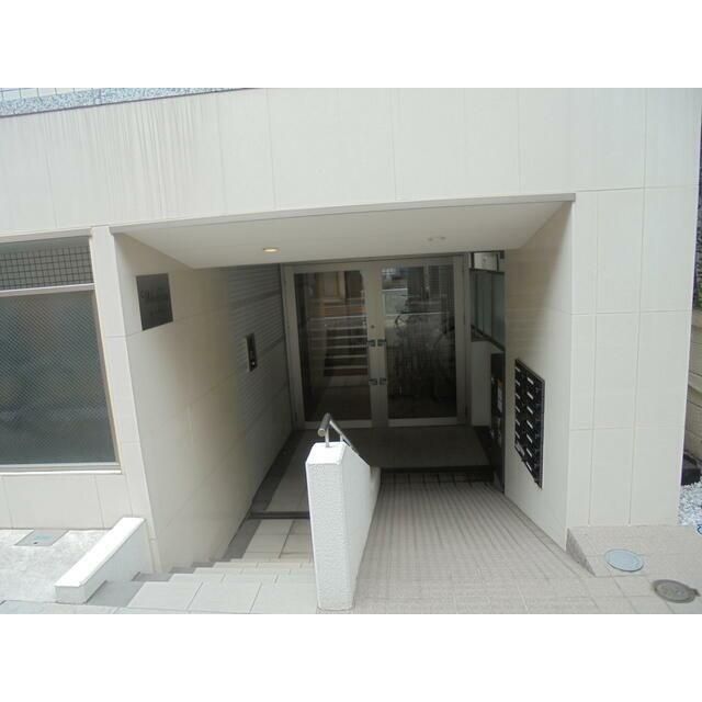 エントランス　ウィンレックス田端　荒川区東尾久4