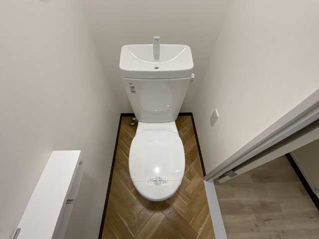 トイレ　清潔感のあるトイレです♪