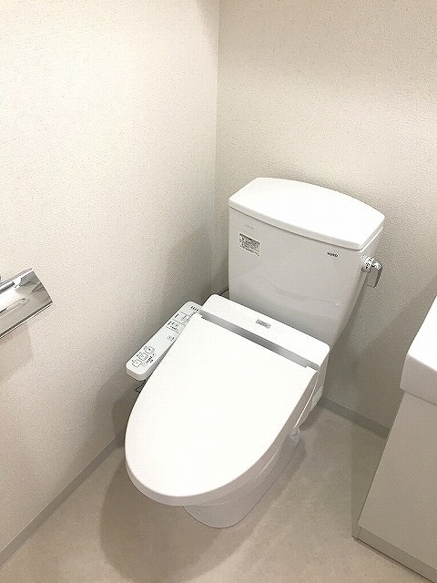 トイレ　シャワートイレ