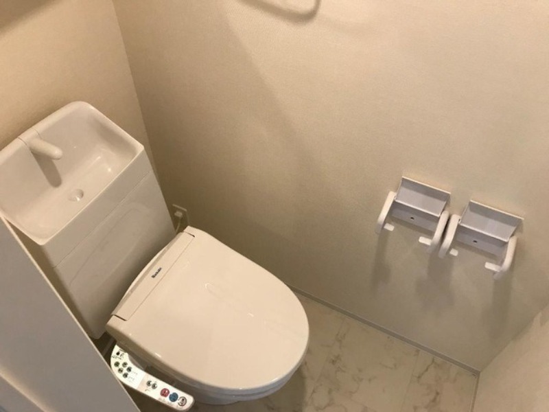 トイレ　図面と現状に相違がある場合には現状を優先