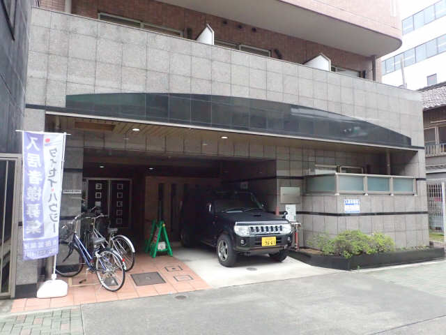 NEW CITY APARTMENTS円上町の外観写真