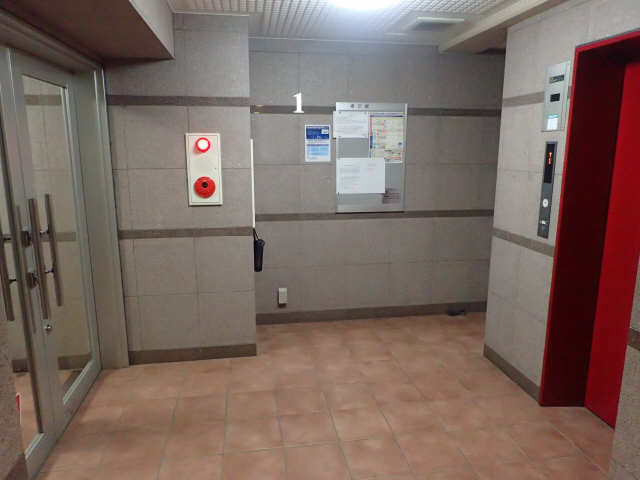 NEW CITY APARTMENTS円上町の外観写真