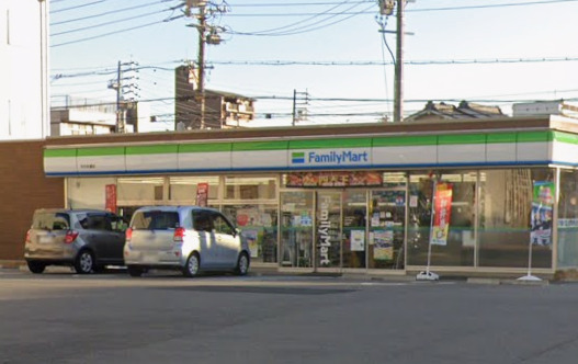 コンビニ　ファミリーマート ちかま通店（コンビニ）まで898m