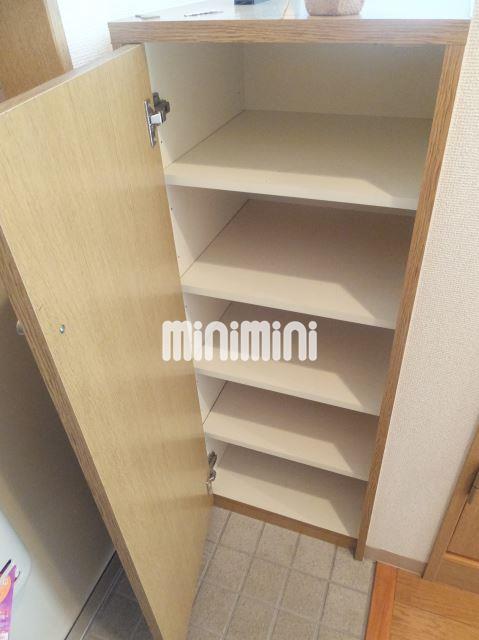 その他設備　下駄箱