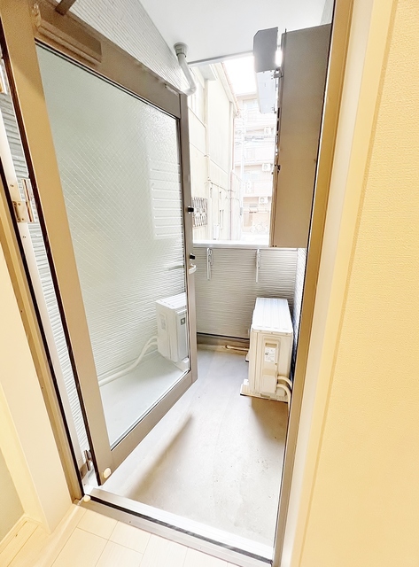 阪急京都線 上新庄駅 徒歩8分 3階建 新築の内装写真