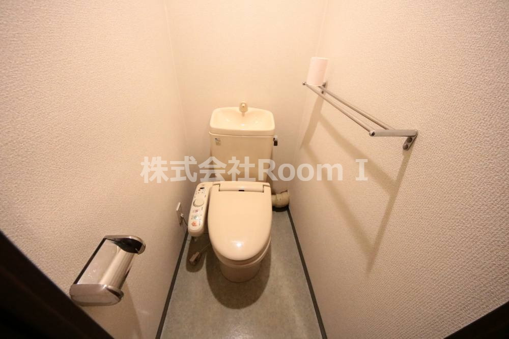 トイレ　清潔感のあるトイレです